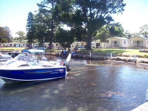 Seacrest Caravan Park - VIC Tourism 3