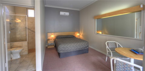 Silver Haven Motor Inn - VIC Tourism 5