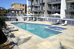 Splendido Resort Apartments - VIC Tourism 3