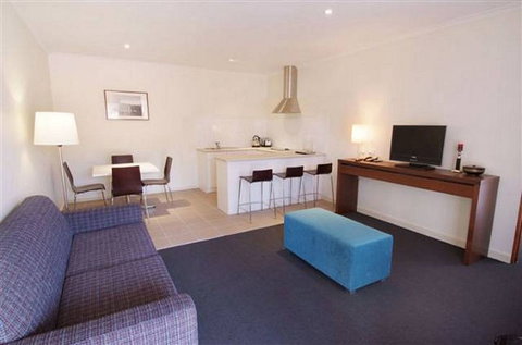 Standpipe Golf Motor Inn - VIC Tourism 2