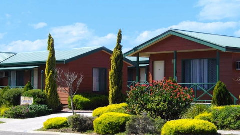 Port Lincoln Cabin Park - VIC Tourism 7