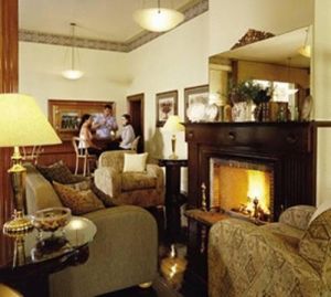 Royal Exchange Hotel - VIC Tourism 5