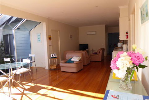 Apollo Bay Bed And Breakfast - VIC Tourism 8