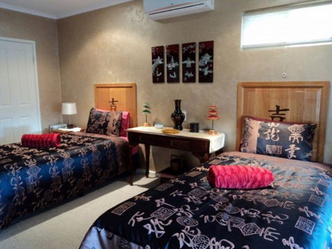 Armadale Cottage Bed And Breakfast - VIC Tourism 4