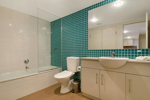 Swell Resort - VIC Tourism 1