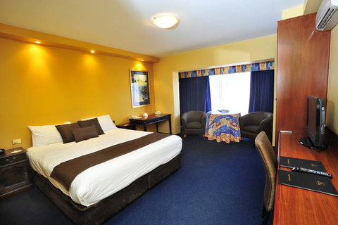 The Clifton Motel And Grittleton Lodge - VIC Tourism 0
