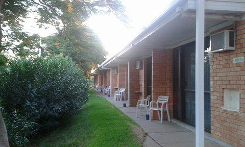 Jumbuck Motel Longreach - VIC Tourism 0