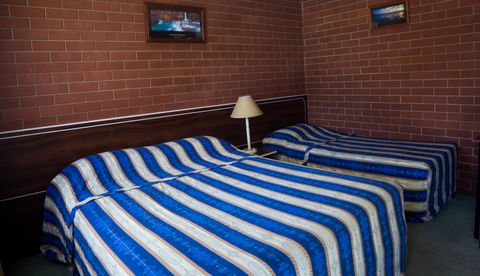 Junction Motor Inn - VIC Tourism 8