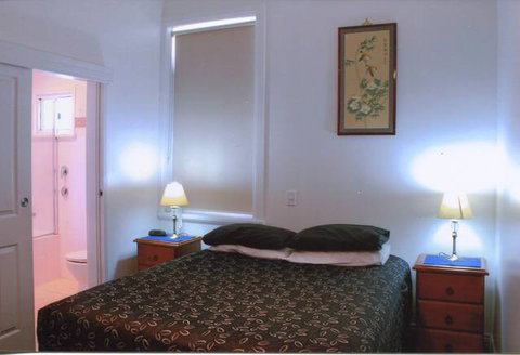 The Lodge Outback Motel - VIC Tourism 9