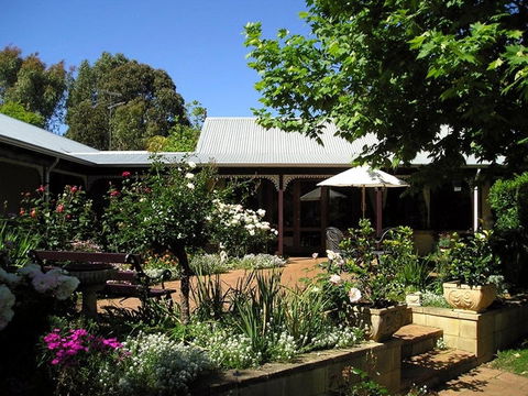 The Noble Grape - VIC Tourism 0