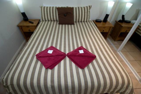 The Palms At Avoca - VIC Tourism 1