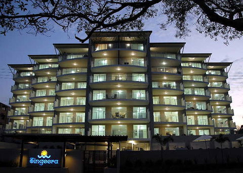 Tingeera Luxury Beachfront Apartments - VIC Tourism 0