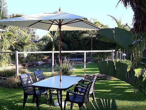 Tropicana Motor Inn - VIC Tourism 0