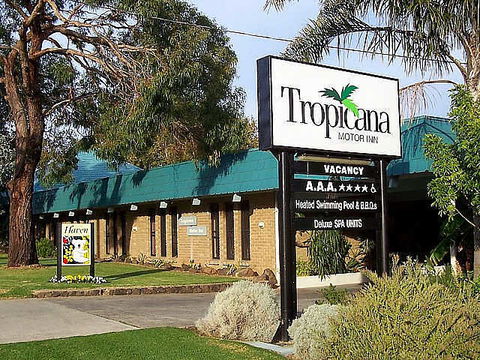 Tropicana Motor Inn - VIC Tourism 1