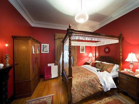 Varenna Luxury Accommodation - VIC Tourism 2
