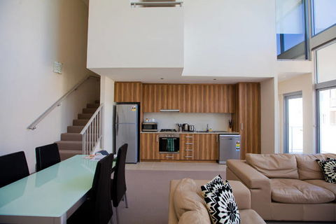 Verandah Apartments - VIC Tourism 2