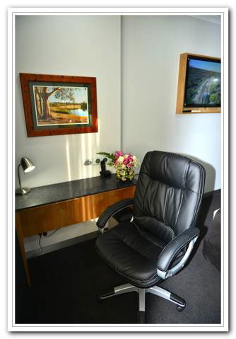 Waikerie Hotel Motel - VIC Tourism 2