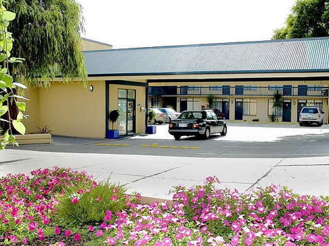 Welcome Inn 277 - VIC Tourism 0