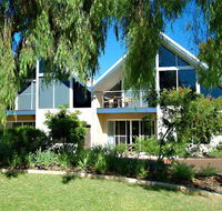 White Sands Holiday Villas - VIC Tourism