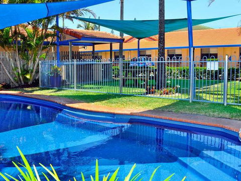 Yamba Twin Pines Motel - VIC Tourism 5