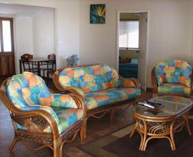 Broome Oasis Bed And Breakfast - VIC Tourism 1