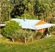 Cinnamon Coloureds Farmstay - VIC Tourism