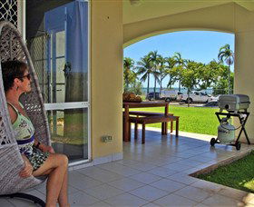 Absolute Beachfront Apartment - VIC Tourism 0