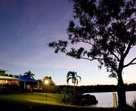 Lake Bennett Resort - VIC Tourism 0