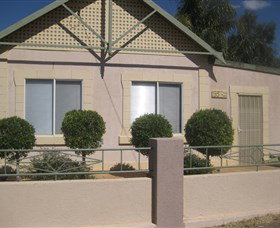 Silver City Cottages - VIC Tourism 0