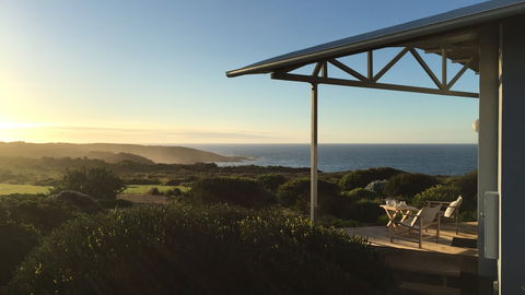Yondah Beach House - VIC Tourism 0