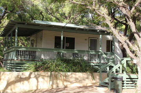 Hamelin Bay Holiday Park - VIC Tourism 6