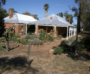 Avondale Discovery Farm - VIC Tourism
