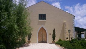 Mount Tamborine Winery & Homestead - VIC Tourism 3