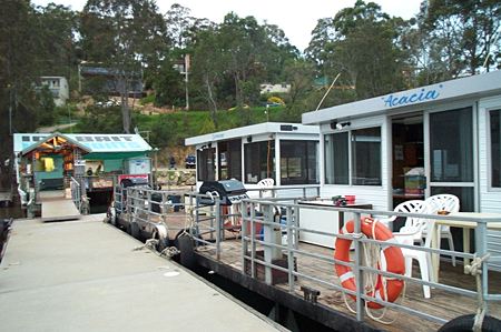 Clyde River Houseboats - VIC Tourism 0