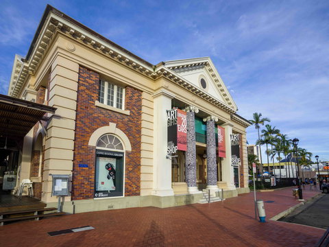 Cairns Regional Gallery - VIC Tourism 9