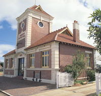 Merredin Town Hall - VIC Tourism