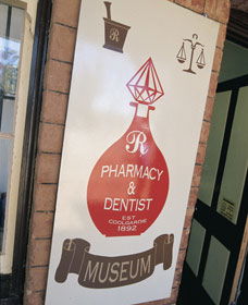 Pharmacy Museum - VIC Tourism 0