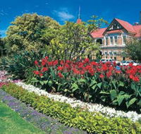 Stirling Gardens - VIC Tourism