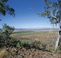 Three Mile Valley - VIC Tourism
