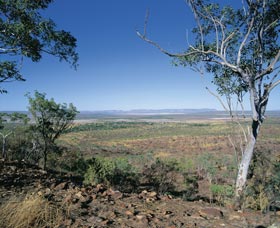 Three Mile Valley - VIC Tourism 0