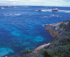 Cosy Corner - VIC Tourism 0