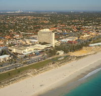 Scarborough Beach - VIC Tourism