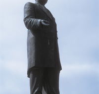 Piesse Memorial Statue - VIC Tourism