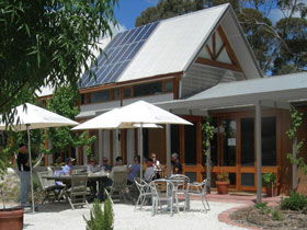 Lobethal Road Wines - VIC Tourism 0