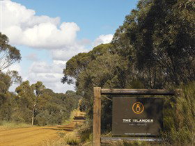 The Islander Estate Vineyards Pty Ltd - VIC Tourism 0