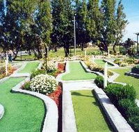 West Beach Mini Golf - VIC Tourism