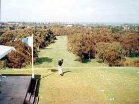 Victor Harbor Golf Club - VIC Tourism 0