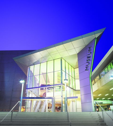 Queensland Museum And Sciencentre - VIC Tourism 0