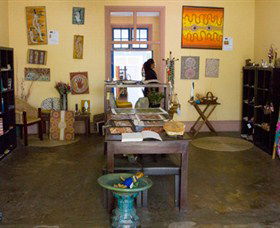 Lyons Cottage - VIC Tourism 0