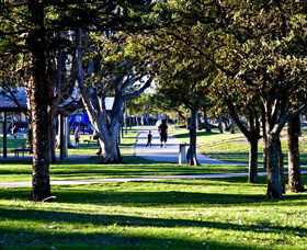 Paradise Point Parklands - VIC Tourism 0